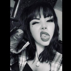 Meet your Posher, Bonnie